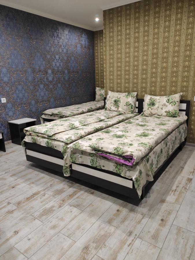 Karavan Hotel Bila Krynytsya  Luaran gambar