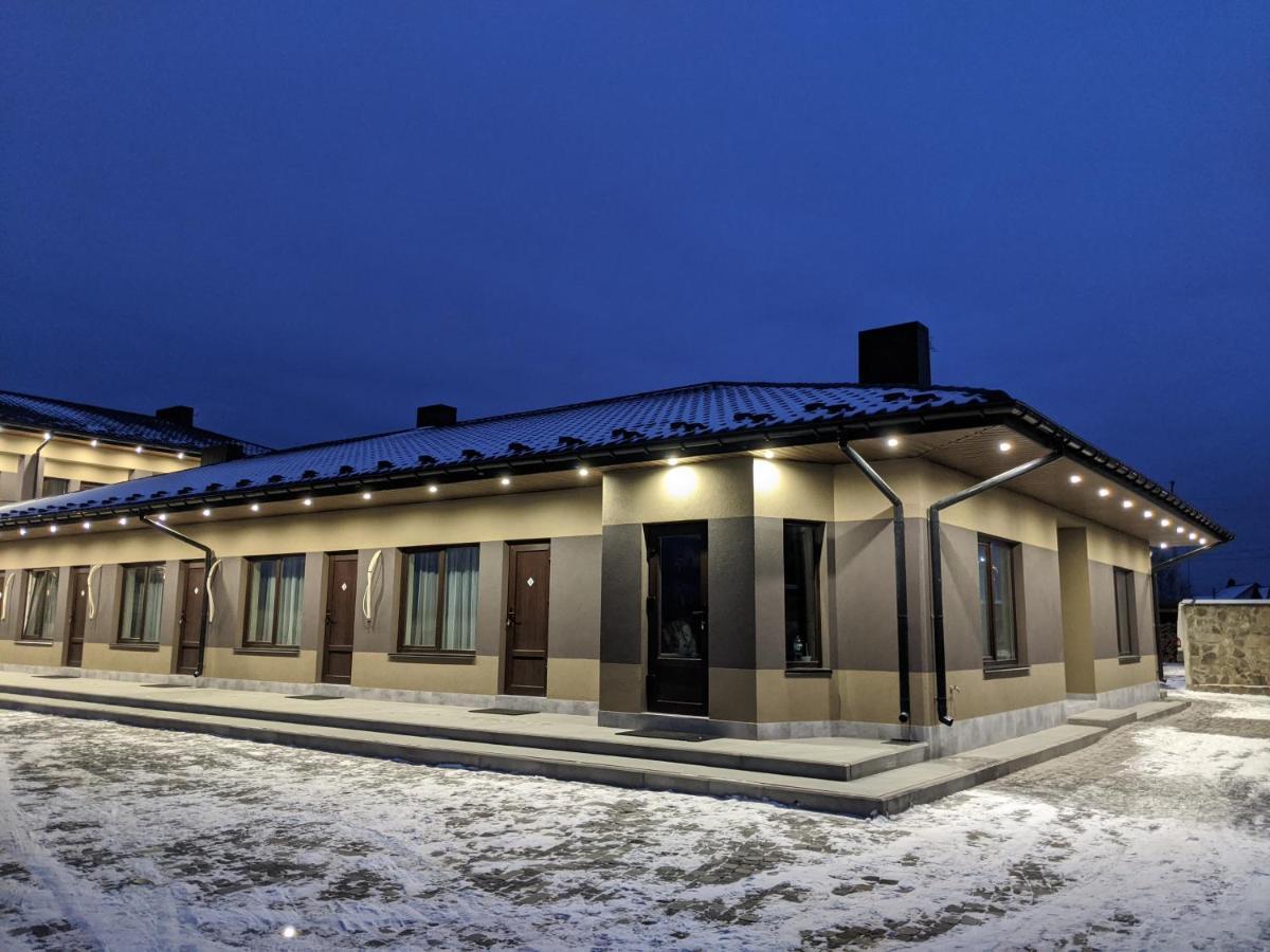 Karavan Hotel Bila Krynytsya  Luaran gambar