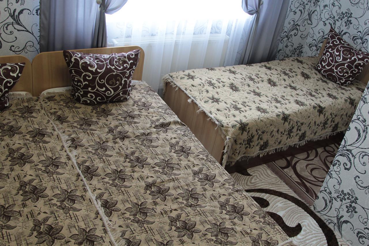 Karavan Hotel Bila Krynytsya  Luaran gambar