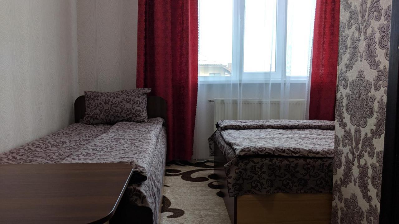 Karavan Hotel Bila Krynytsya  Luaran gambar