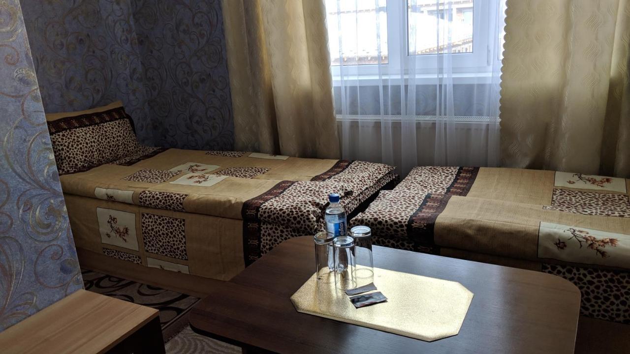 Karavan Hotel Bila Krynytsya  Luaran gambar