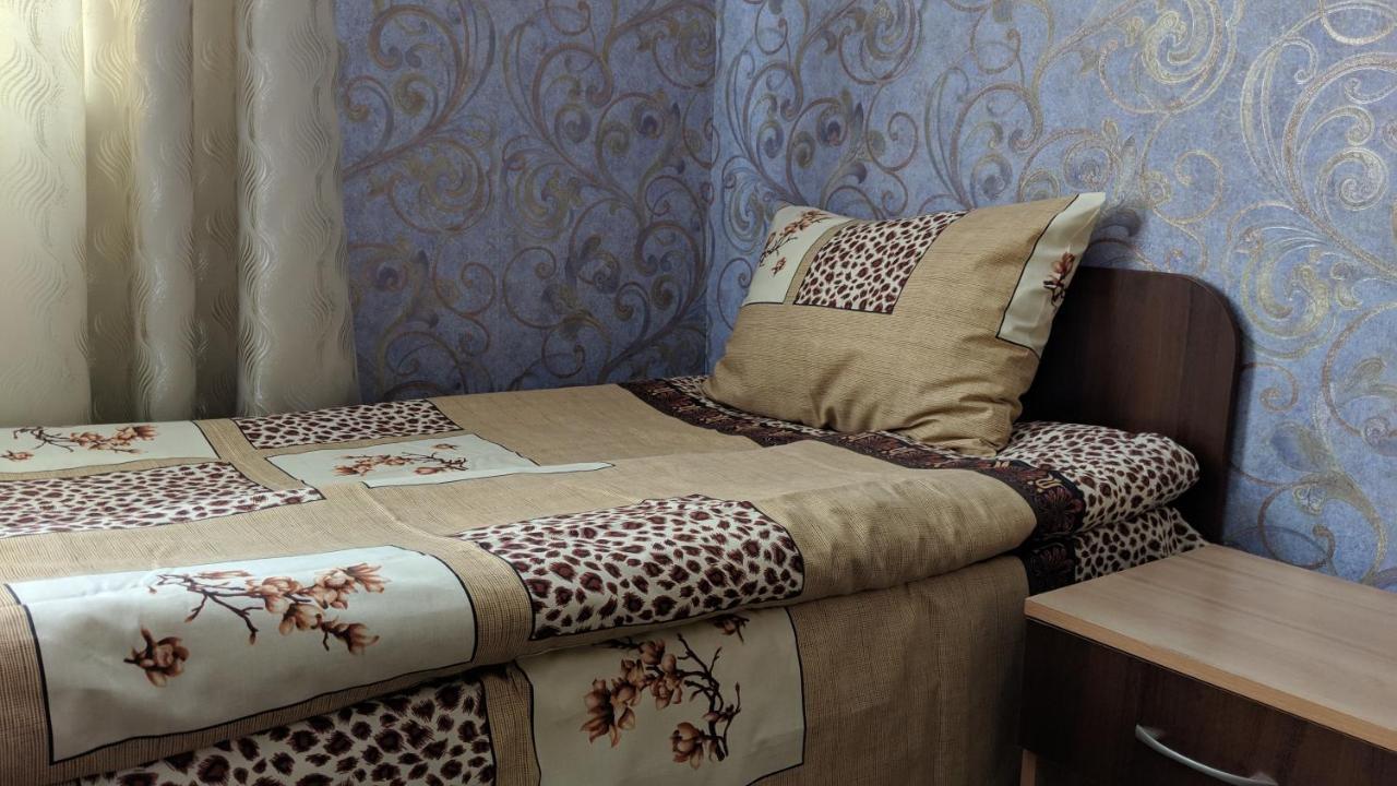 Karavan Hotel Bila Krynytsya  Luaran gambar